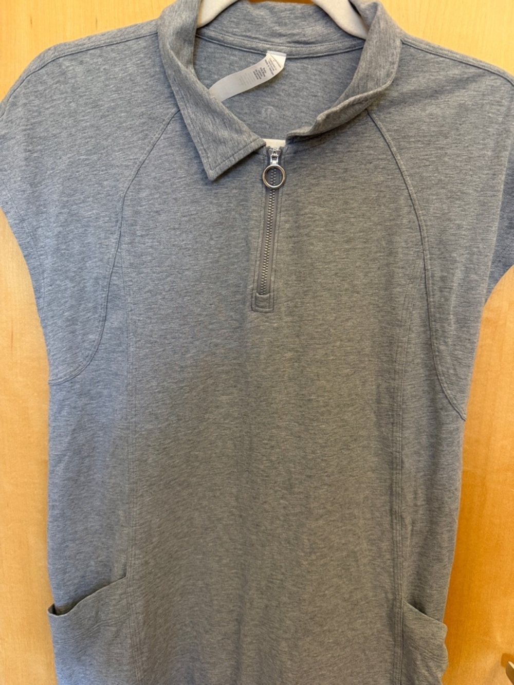 Lululemon Players Pro-Form Polo Dress in the color Heathered Medium Grey size 4 - Picture 4 of 10